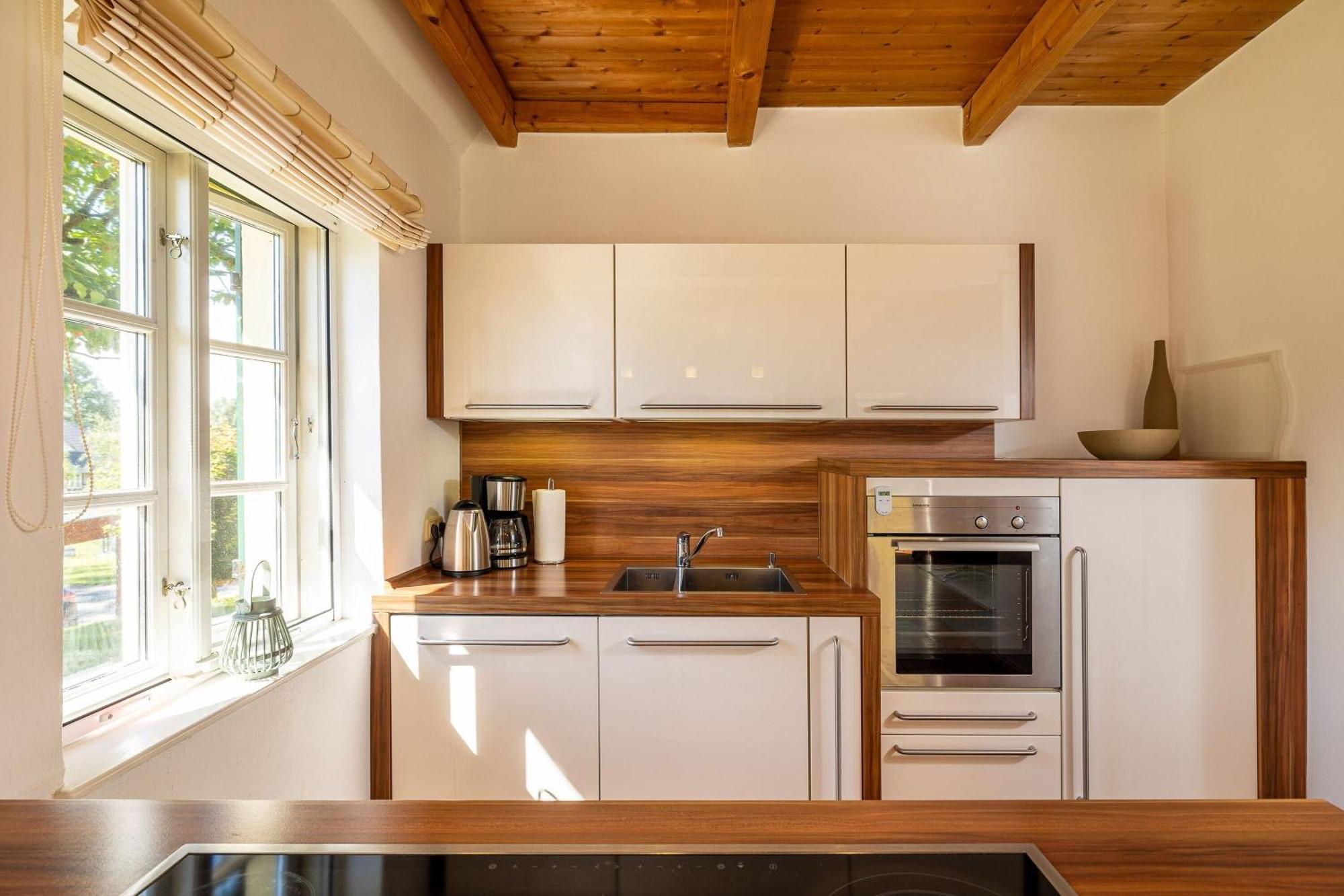Ferienhaus Preetz 1A - Idylle Unter Reet Burtevitz Εξωτερικό φωτογραφία